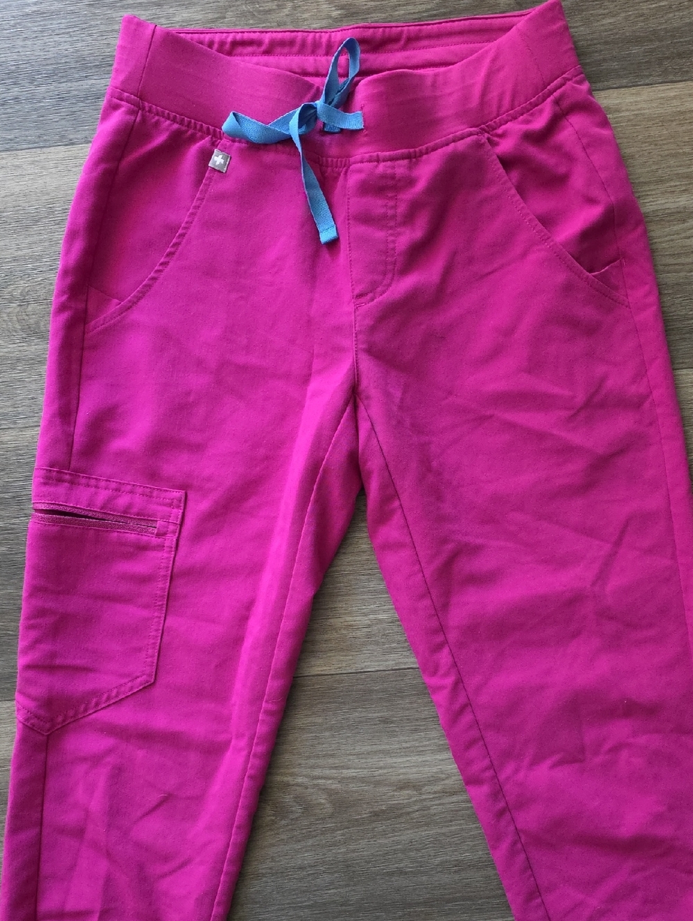 Figs Girls Hot Pink Jogger Pants with Blue Drawstring - Picture 2 of 9